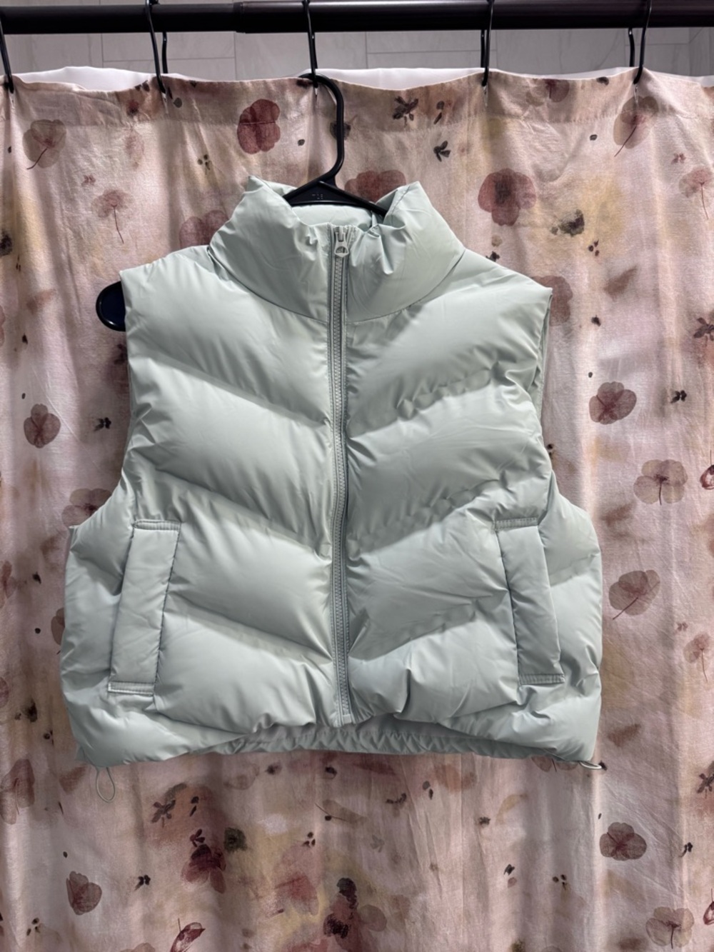 Love Tree Mint Green Cropped Puffer Vest